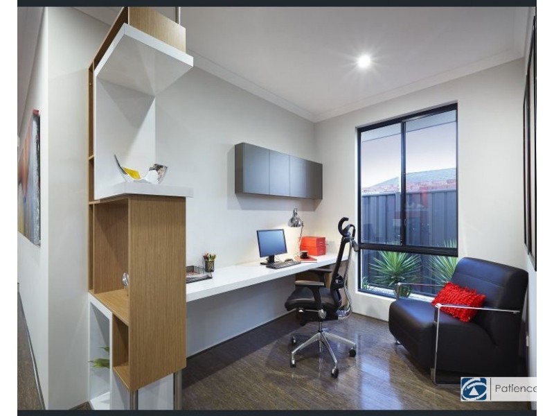 11 Solandri Bend, Banksia Grove WA 6031