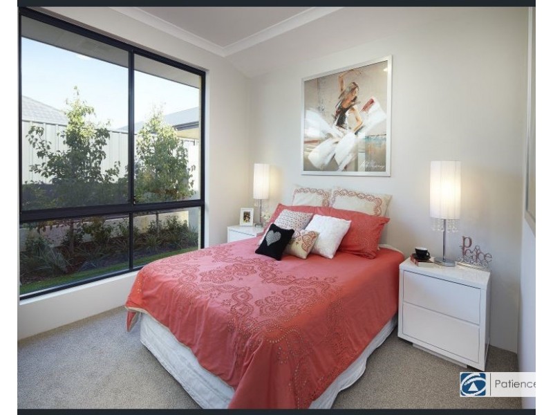 11 Solandri Bend, Banksia Grove WA 6031