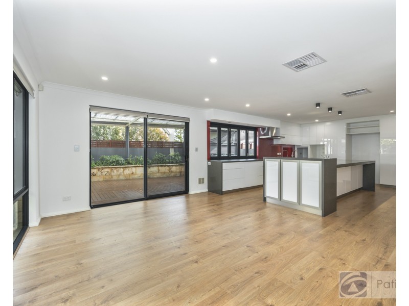 12 Dorado Beach Crescent, Connolly WA 6027