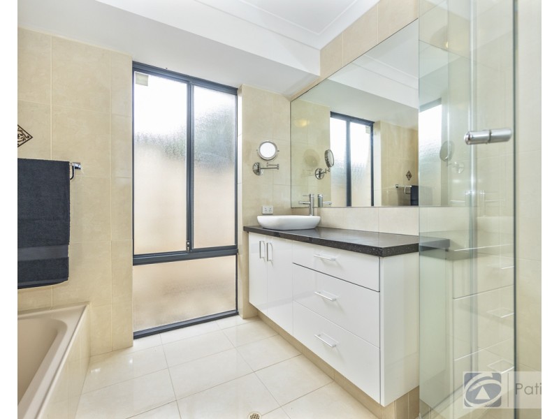 12 Dorado Beach Crescent, Connolly WA 6027