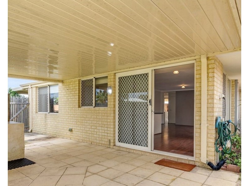 2 Christian Circle, Quinns Rocks WA 6030