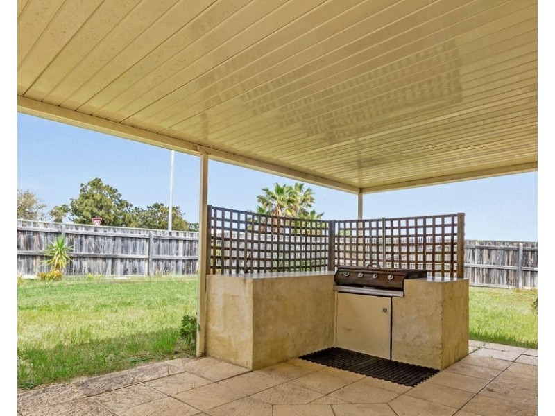 2 Christian Circle, Quinns Rocks WA 6030