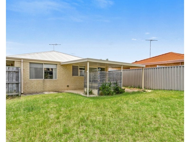 2 Christian Circle, Quinns Rocks WA 6030