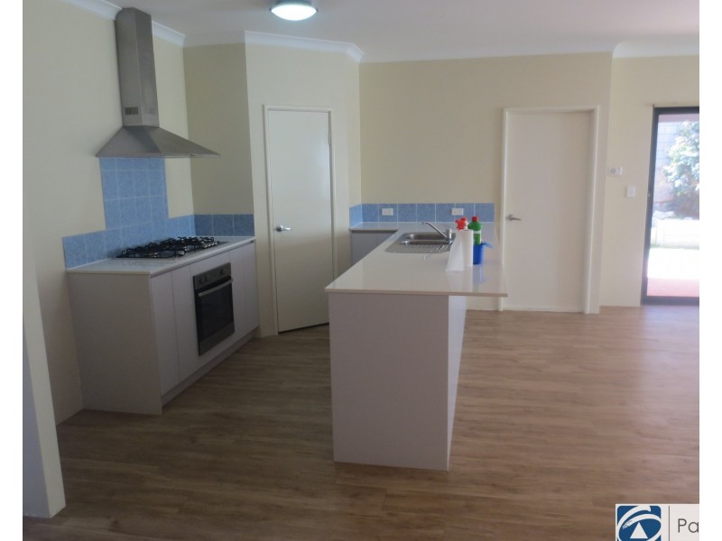 1 Highcliffe Rise, Currambine WA 6028