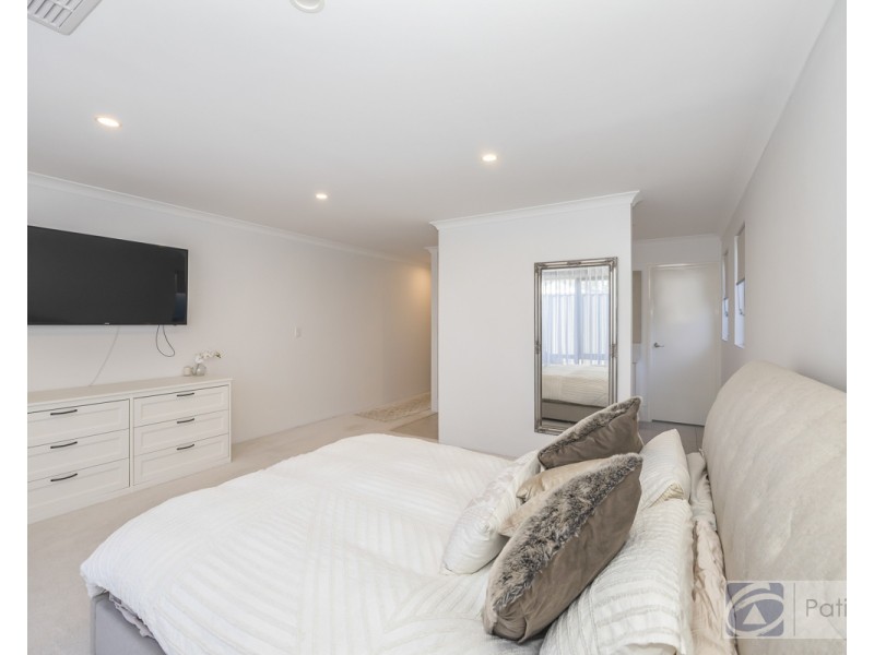 3 Denmark Loop, South Guildford WA 6055