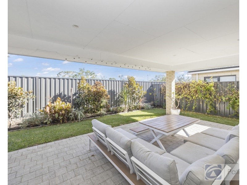 3 Denmark Loop, South Guildford WA 6055