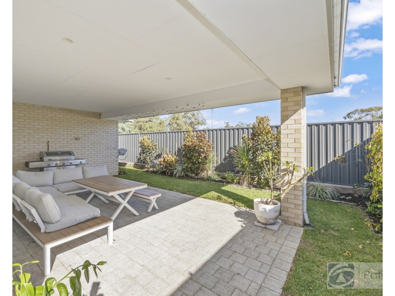 3 Denmark Loop, South Guildford WA 6055