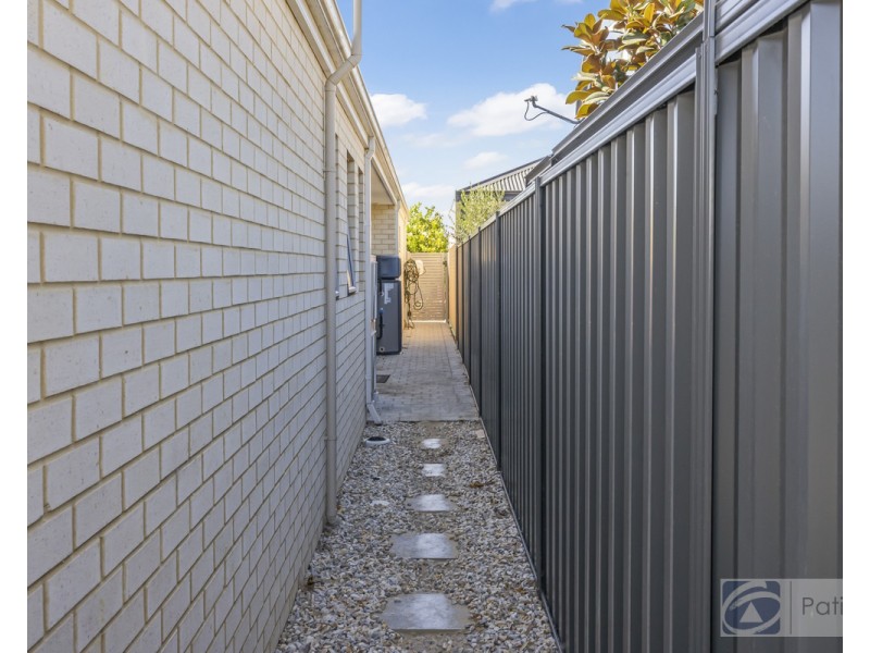 3 Denmark Loop, South Guildford WA 6055