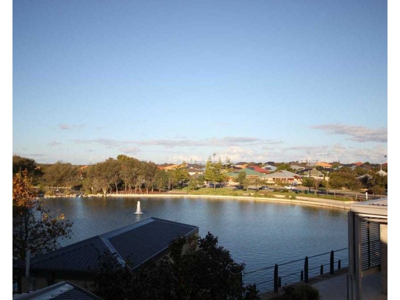 3/12 Wadhurst Street, Butler WA 6036