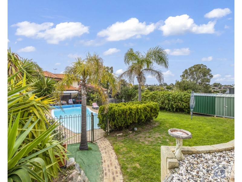 14 Squire Avenue, Heathridge WA 6027