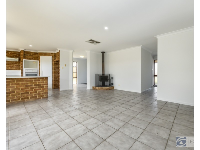 7 De Grey Court, Heathridge WA 6027