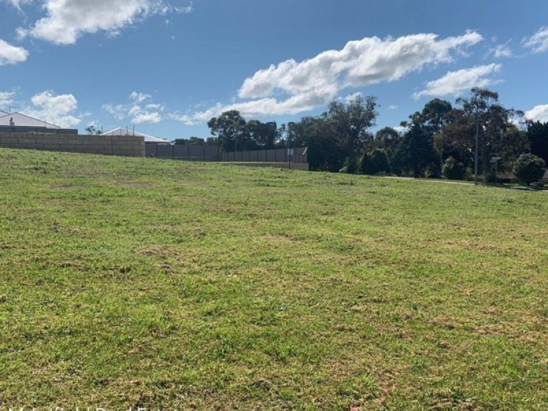 645 Greyhound Circle, Gledhow WA 6330