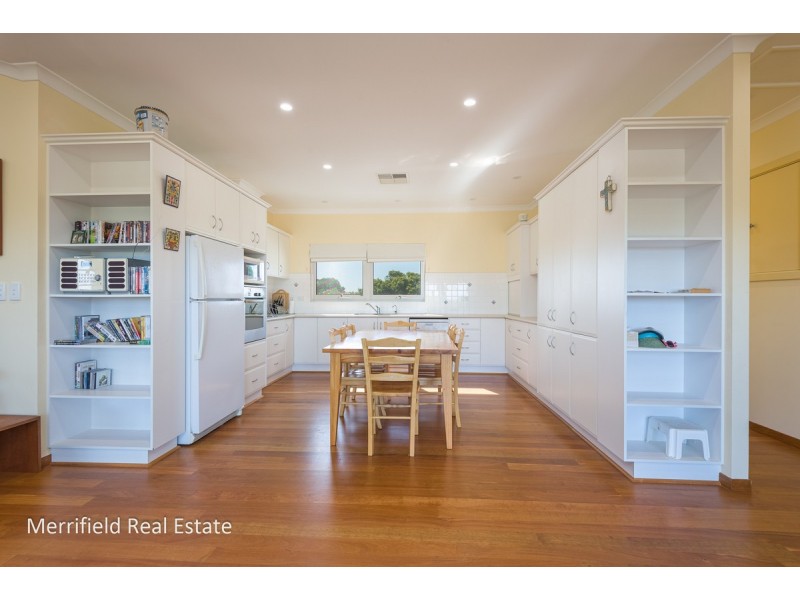 9 Griffiths Street, Collingwood Park WA 6330