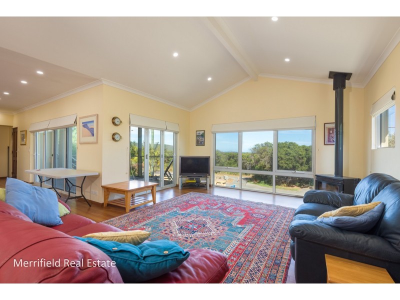 9 Griffiths Street, Collingwood Park WA 6330