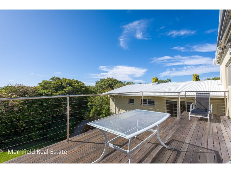 9 Griffiths Street, Collingwood Park WA 6330