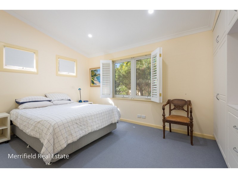 9 Griffiths Street, Collingwood Park WA 6330