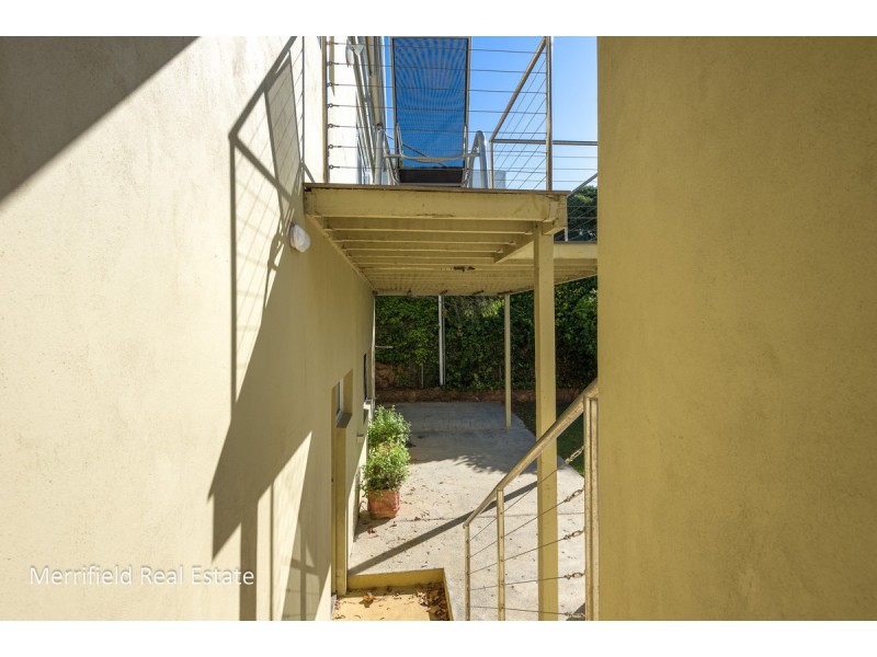 9 Griffiths Street, Collingwood Park WA 6330