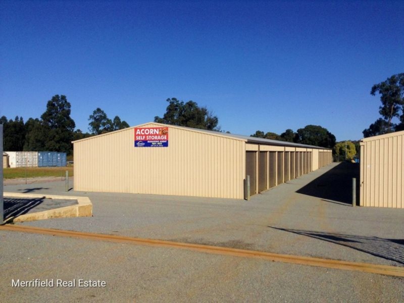 7 Stirling Street, Robinson WA 6330