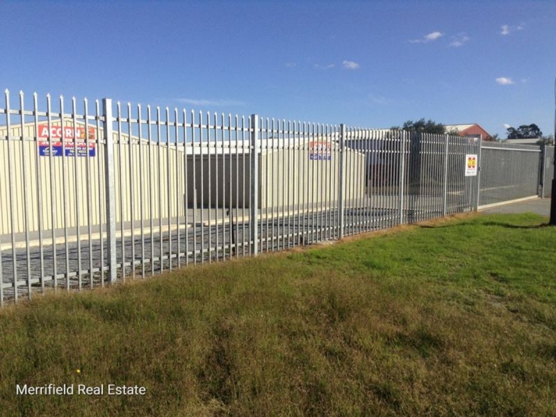 7 Stirling Street, Robinson WA 6330