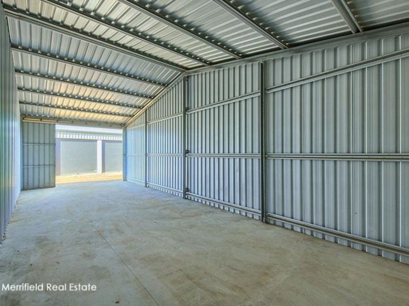 7 Stirling Street, Robinson WA 6330