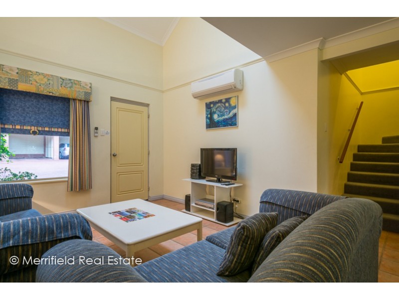 12/21 Adelaide Crescent, Middleton Beach WA 6330