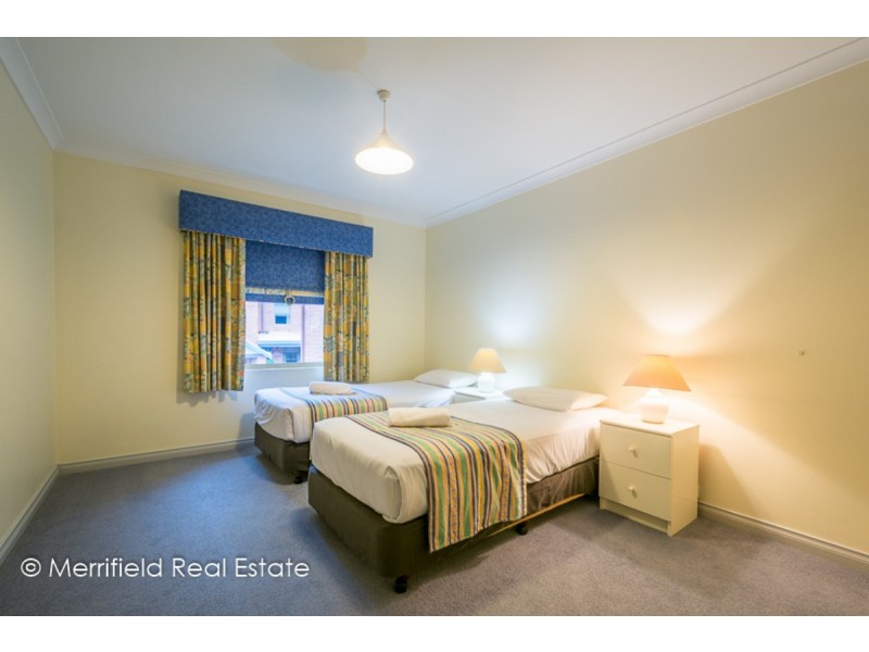 12/21 Adelaide Crescent, Middleton Beach WA 6330