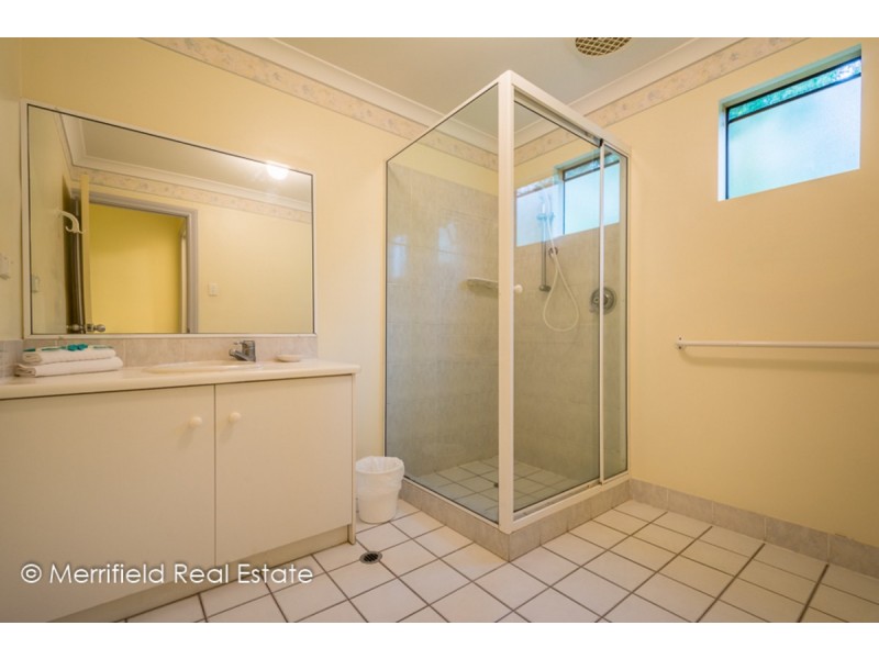 12/21 Adelaide Crescent, Middleton Beach WA 6330