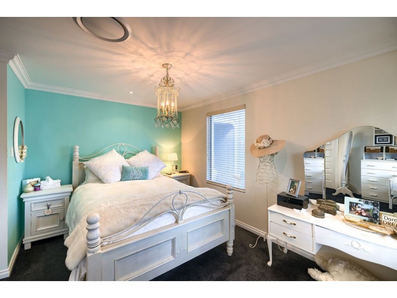 56 Greenshields Street, Mira Mar WA 6330