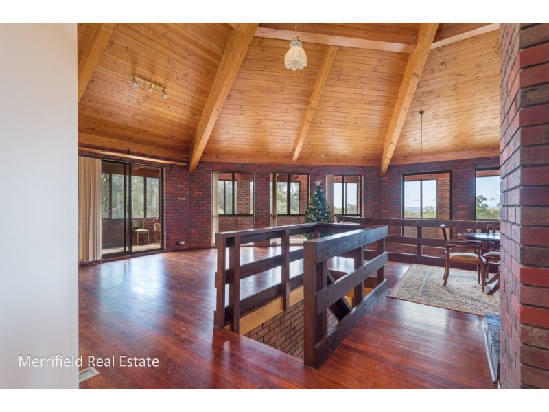 71 Diamond Street, Little Grove WA 6330