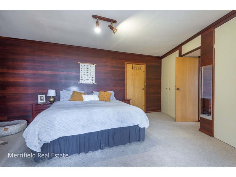 71 Diamond Street, Little Grove WA 6330