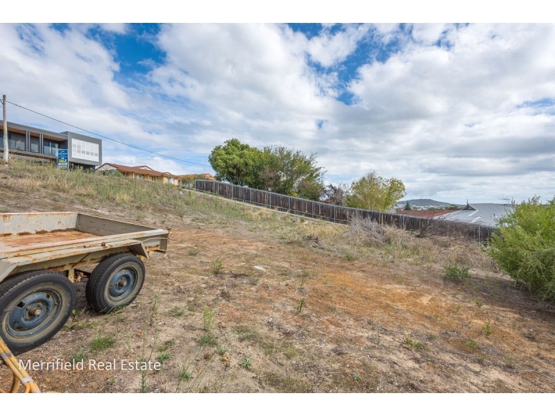 39 Premier Circle, Spencer Park WA 6330