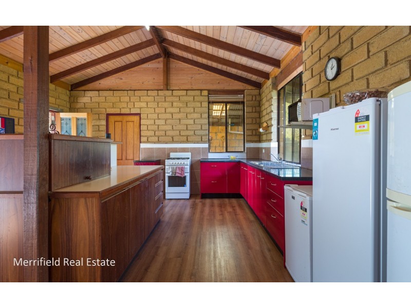 96 Shapland Road, Youngs Siding WA 6330