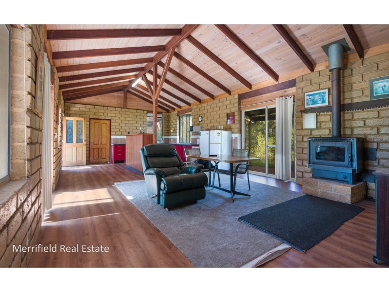 96 Shapland Road, Youngs Siding WA 6330