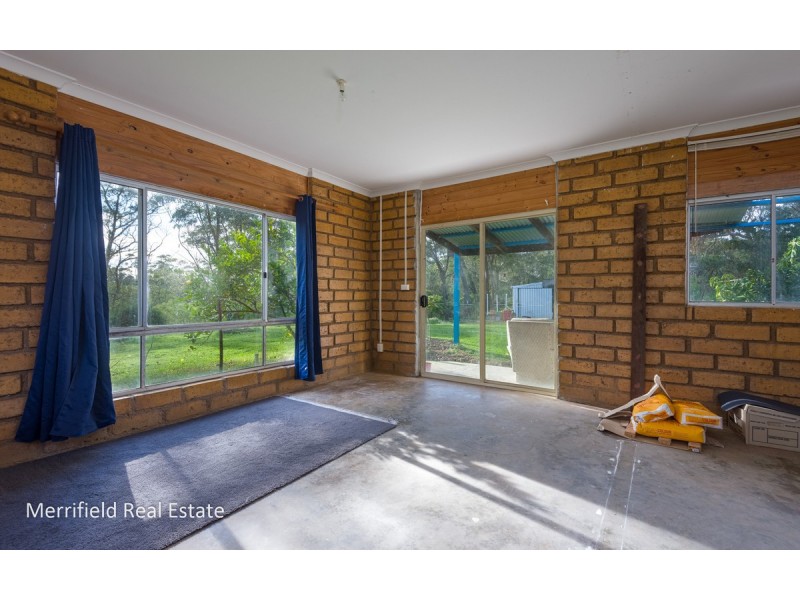 96 Shapland Road, Youngs Siding WA 6330