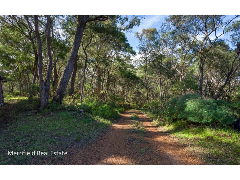 96 Shapland Road, Youngs Siding WA 6330