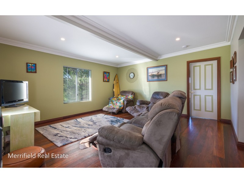 79 Robinson Road, Robinson WA 6330