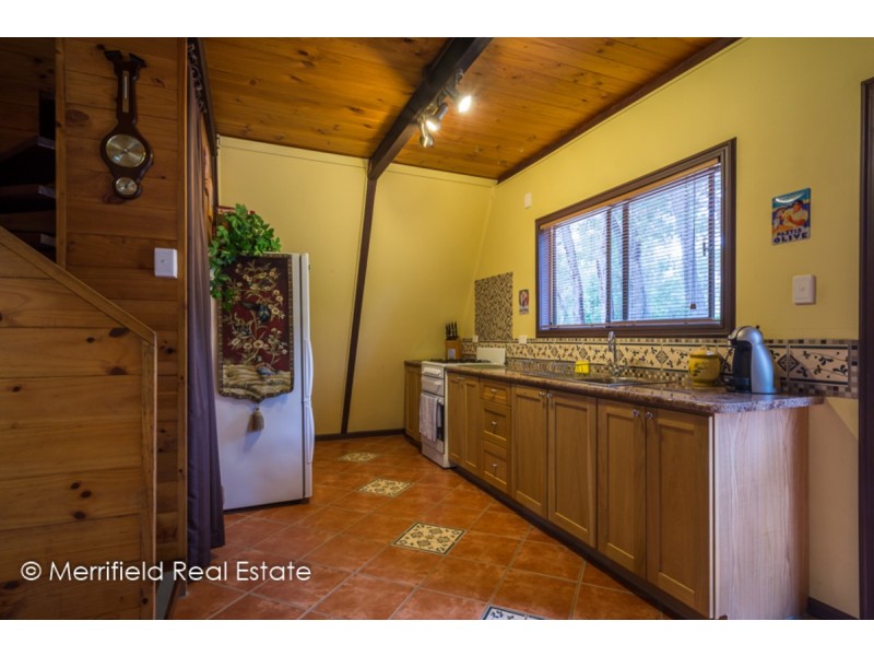 3 Bolganup Road, Porongurup WA 6324