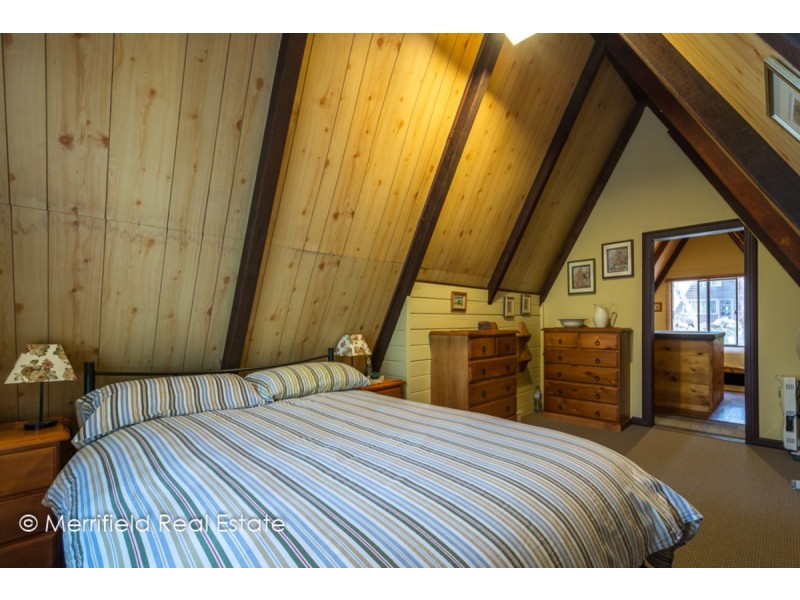 3 Bolganup Road, Porongurup WA 6324