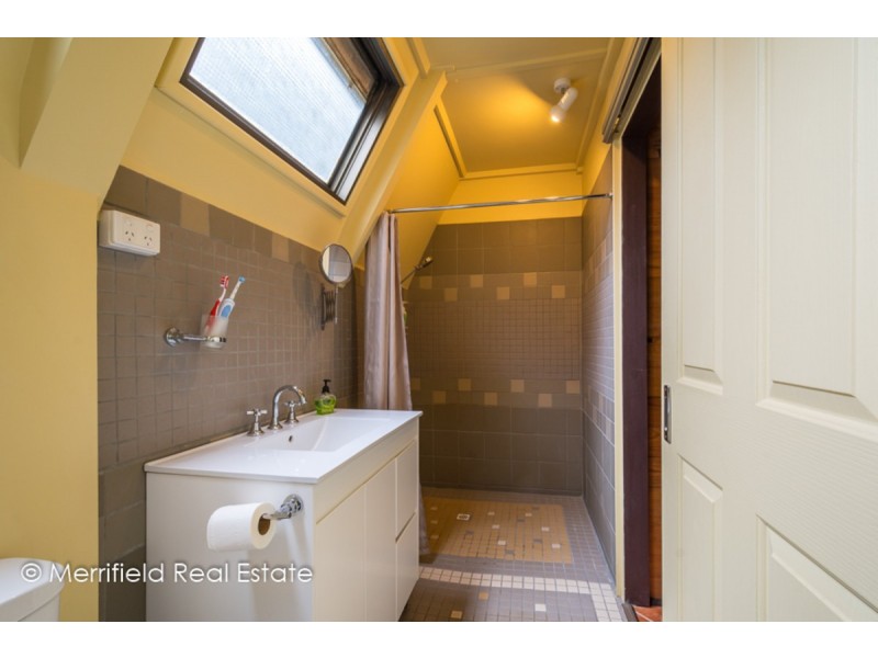 3 Bolganup Road, Porongurup WA 6324