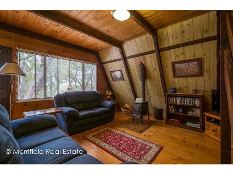 3 Bolganup Road, Porongurup WA 6324