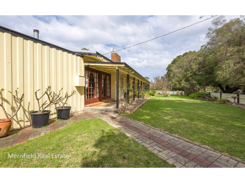 34 Elphinstone Road, Mount Elphinstone WA 6330