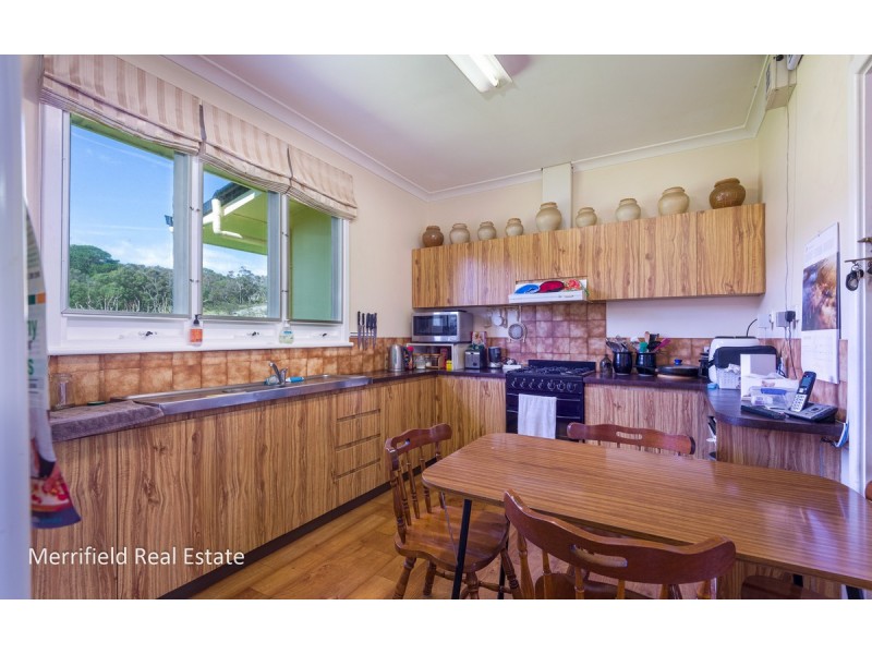 34 Elphinstone Road, Mount Elphinstone WA 6330