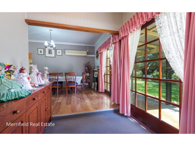 34 Elphinstone Road, Mount Elphinstone WA 6330