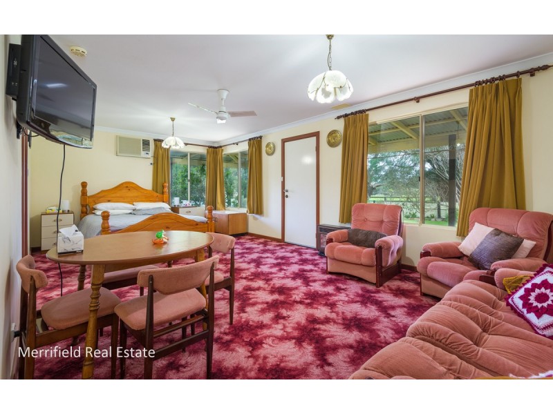 34 Elphinstone Road, Mount Elphinstone WA 6330