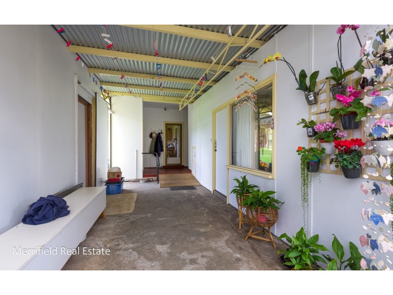 34 Elphinstone Road, Mount Elphinstone WA 6330