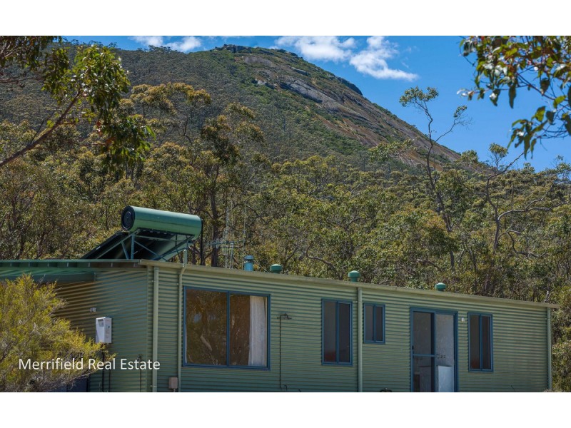 45 Mira Flores Avenue, Porongurup WA 6324