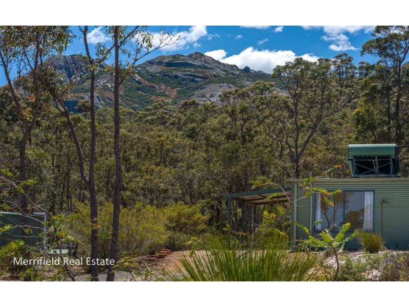 45 Mira Flores Avenue, Porongurup WA 6324