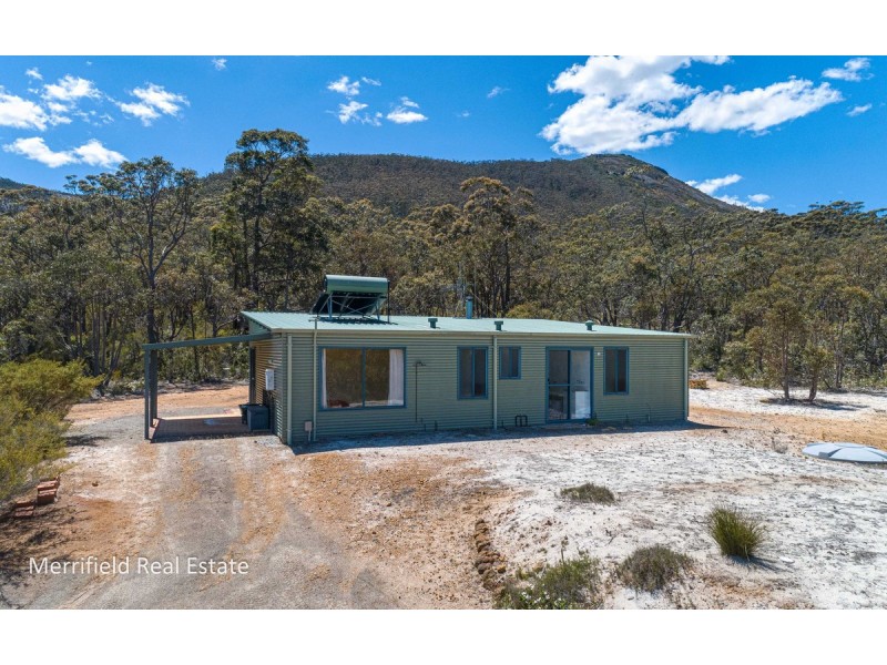 45 Mira Flores Avenue, Porongurup WA 6324
