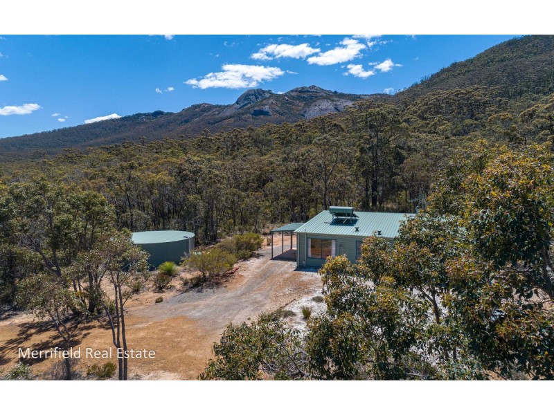 45 Mira Flores Avenue, Porongurup WA 6324