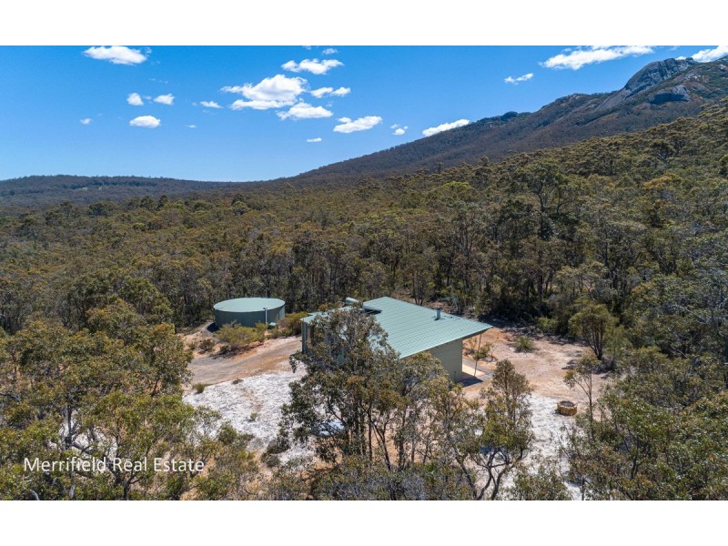 45 Mira Flores Avenue, Porongurup WA 6324